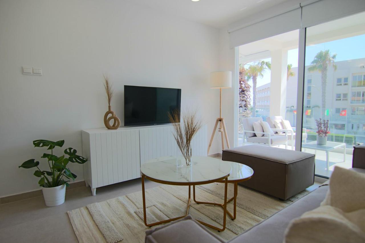 Apartmán Phaedrus Living: Seaview Luxury Flat Limnaria 114 Paphos Exteriér fotografie